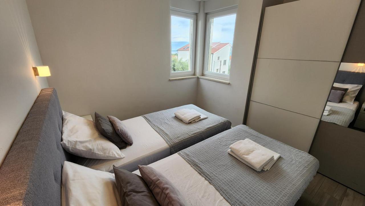 The Sands Luxury Pool Aparthotel 2 Novalja Εξωτερικό φωτογραφία