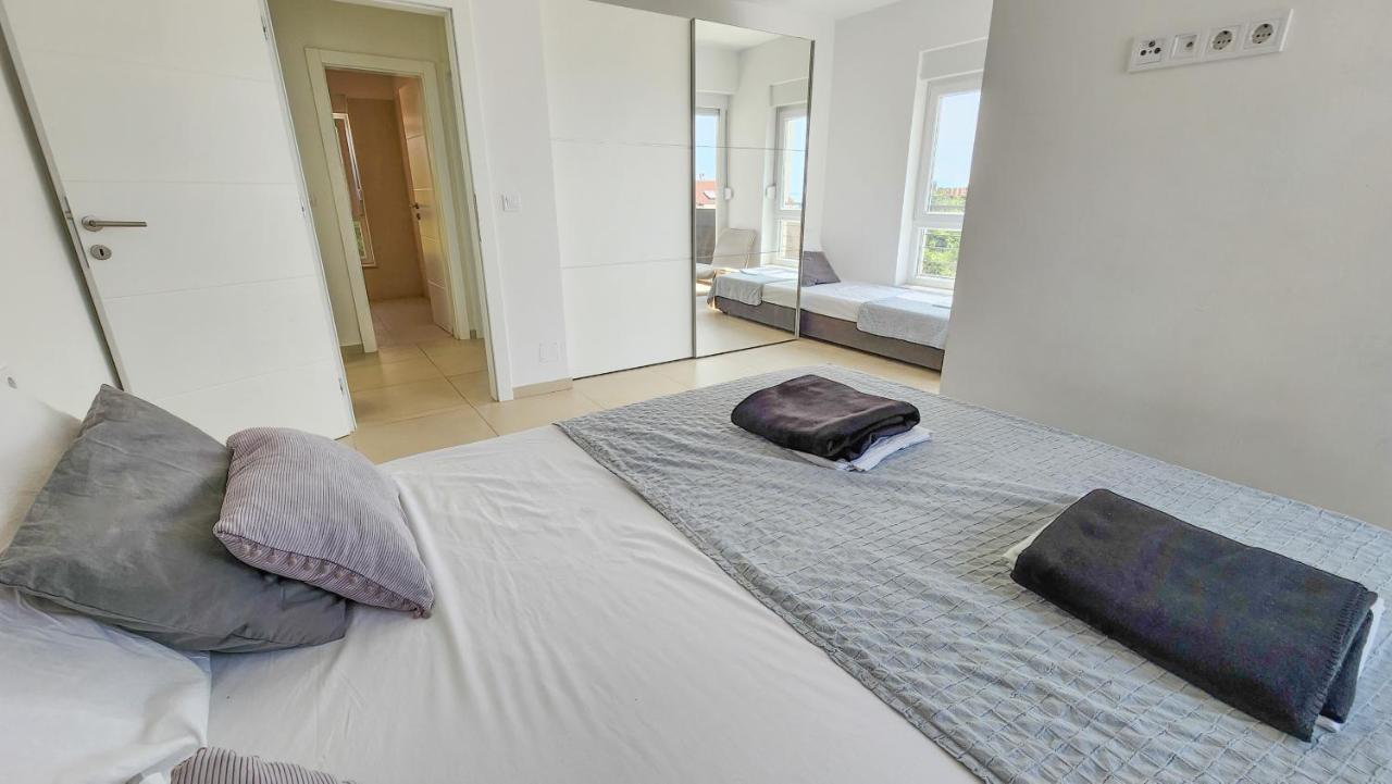 The Sands Luxury Pool Aparthotel 2 Novalja Εξωτερικό φωτογραφία