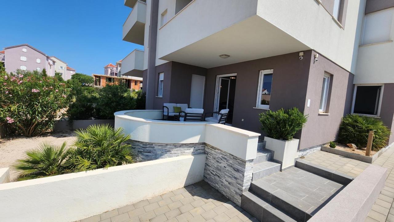 The Sands Luxury Pool Aparthotel 2 Novalja Εξωτερικό φωτογραφία